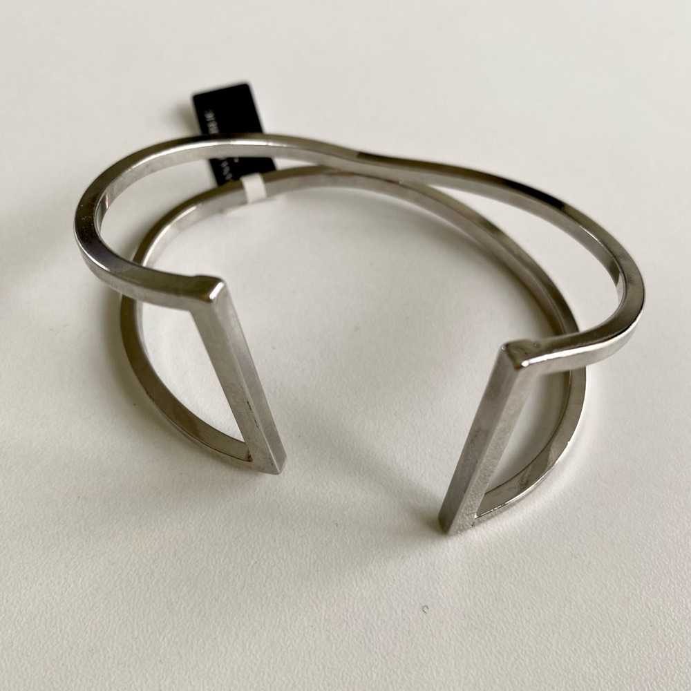 Banana Republic minimalist bracelet silver